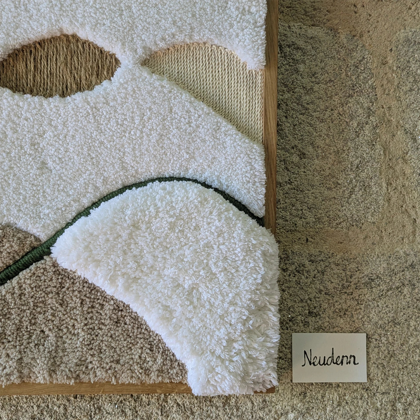 Aperçu zoomé des textures réalisées avec la laine, le coton, je jute et le bois